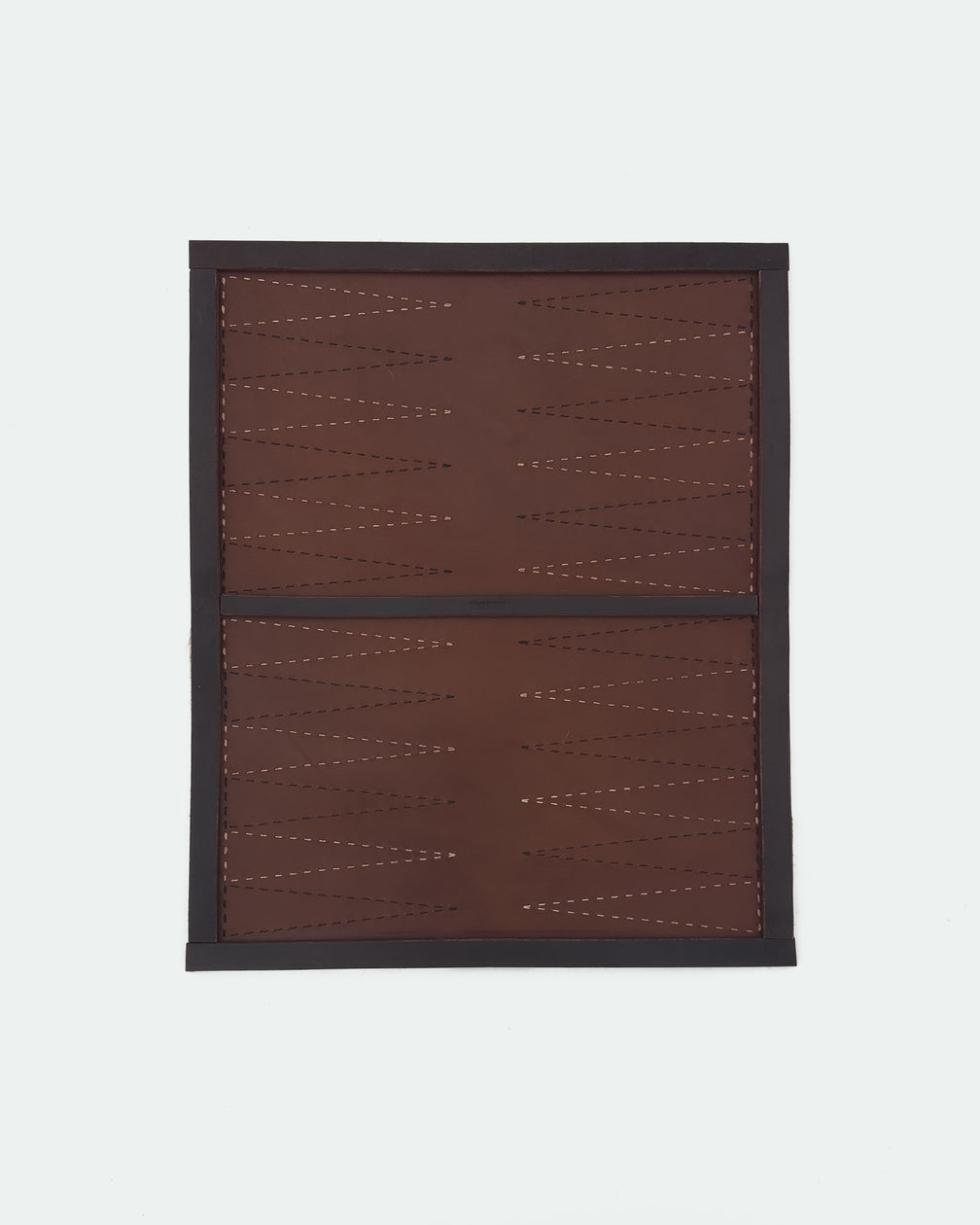 The Drifter 26, a leather backgammon board. Dark brown leather with beige and black points. View 1.