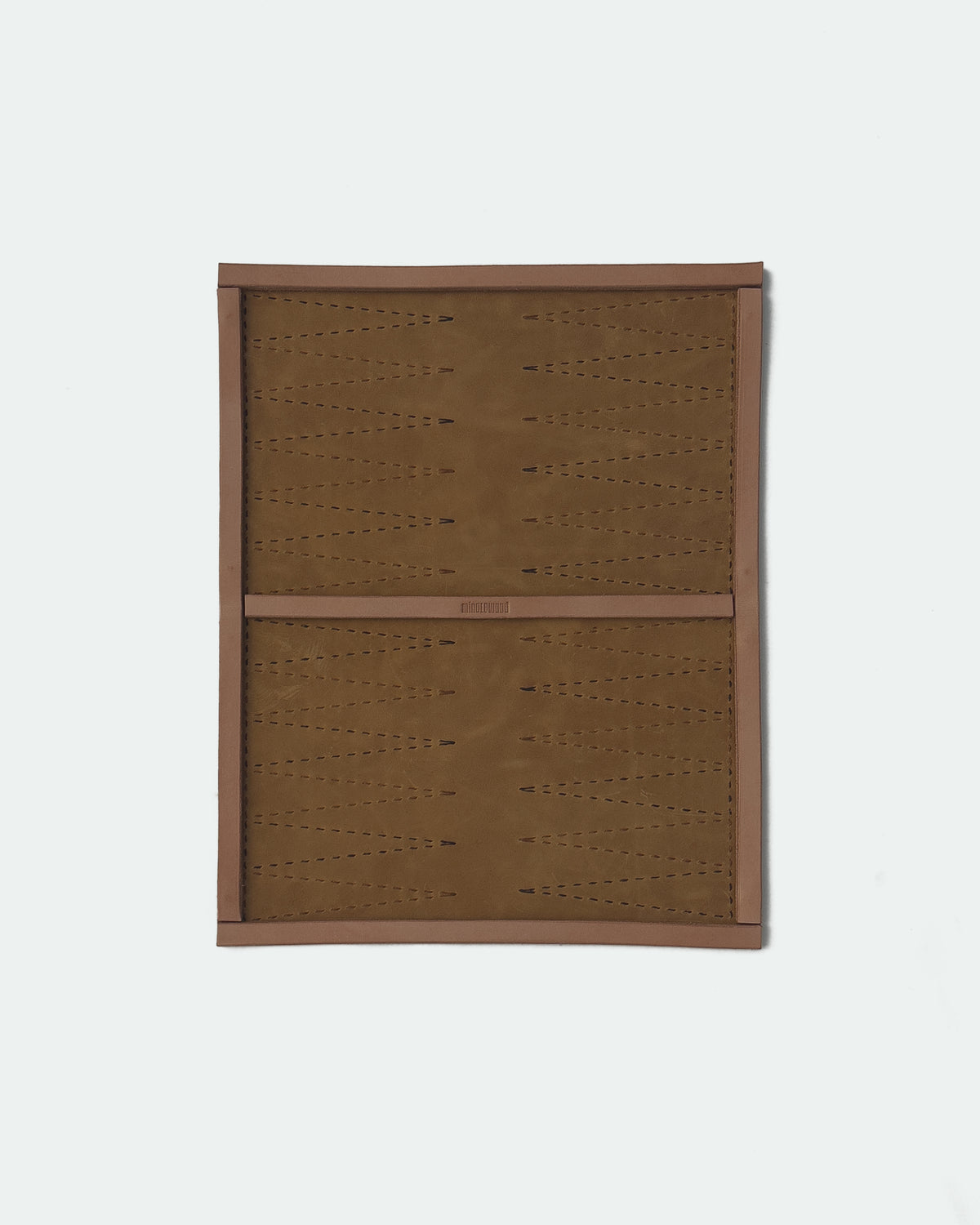 The Drifter 22, a leather backgammon board. Light brown leather with dark brown and medium brown points.