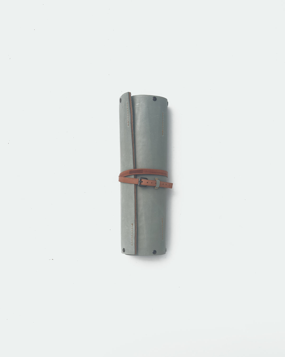 The Drifter 22, a leather backgammon board. Baby blue leather with light brown and USMC black points. View 2.