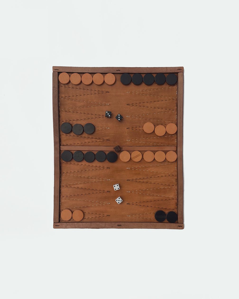The Drifter 22, a leather backgammon board. Natural leather with beige and Havana cigar points. View 3.