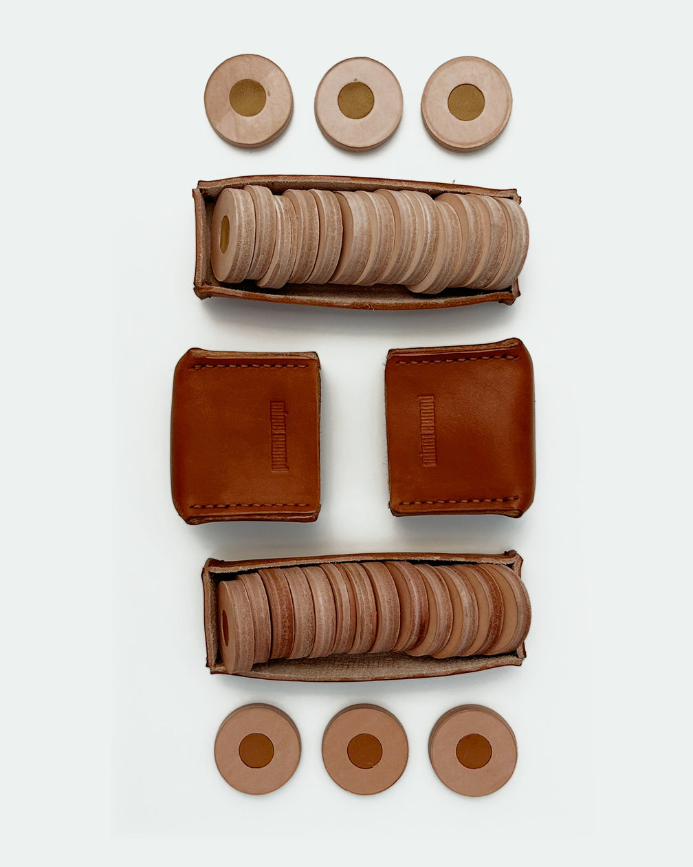 The Homestead 30, a leather backgammon board. Gray leather with burnt orange and light brown points. View 5.
