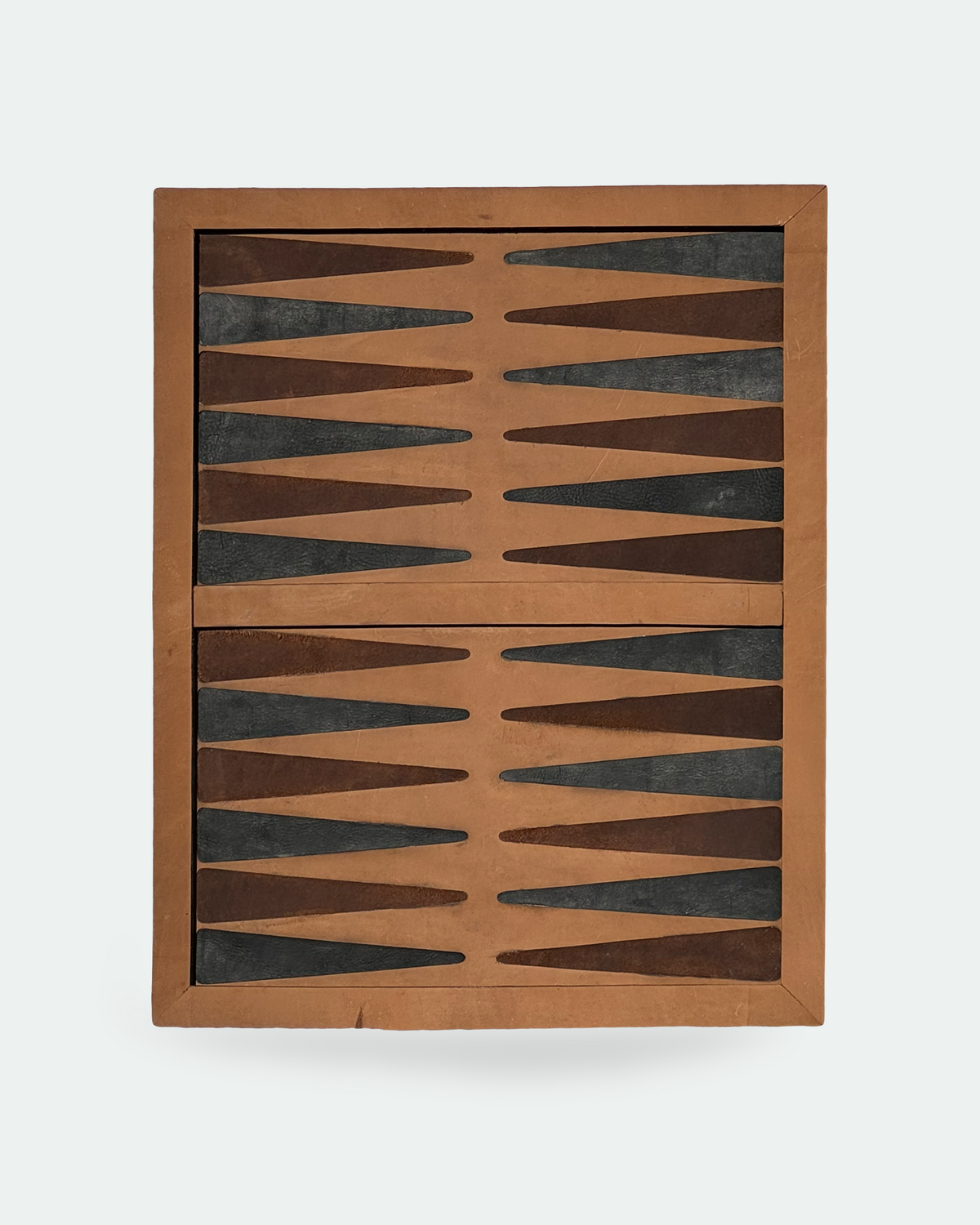 The Homestead 30 — Medium Brown, Black & Dark Brown