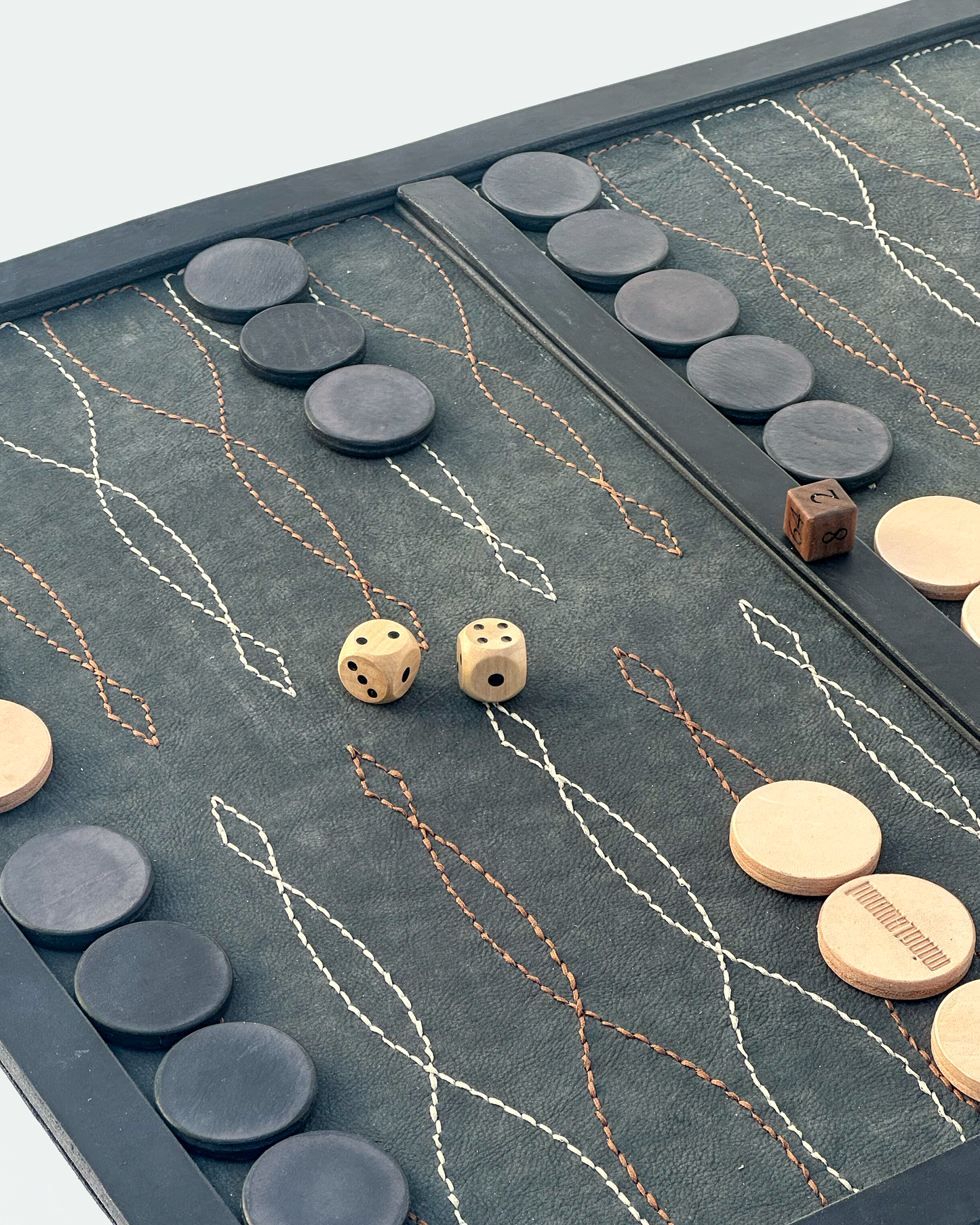 Saddle Stitch Backgammon Board